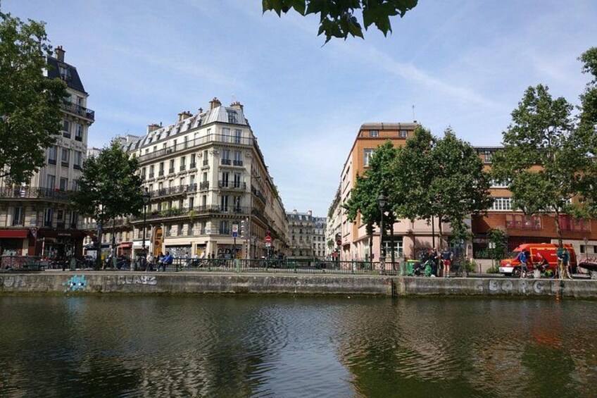 Cycling along the Canal Saint-Martin 3