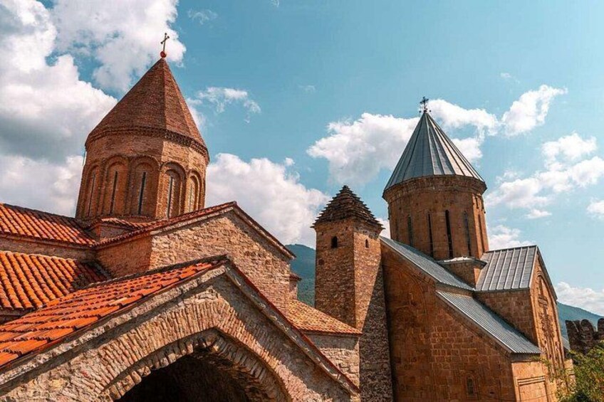 From Tbilisi to Kazbegi Gudauri Group Tour with Flexible RETURN 5