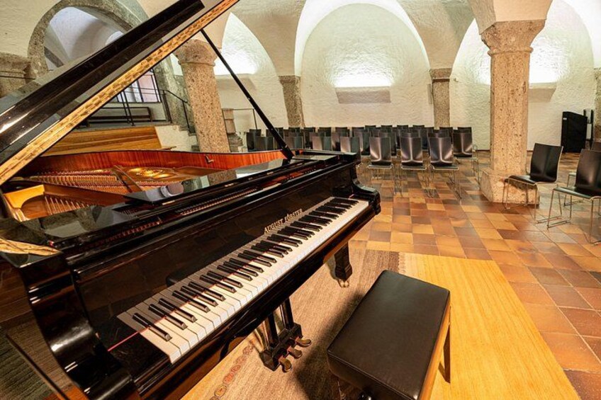 Mozart Violin Sonatas St. Peter Romanesque Hall 2