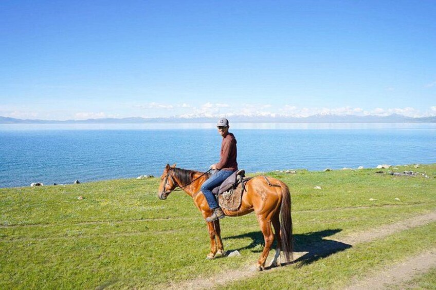 3 Day Horse Tracking to Song Kul Small Group Tour 2