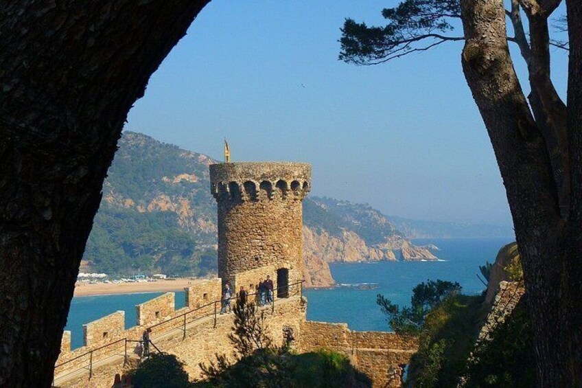 Montserrat, Girona & Costa Brava Small Group Tour with Pick-up 3