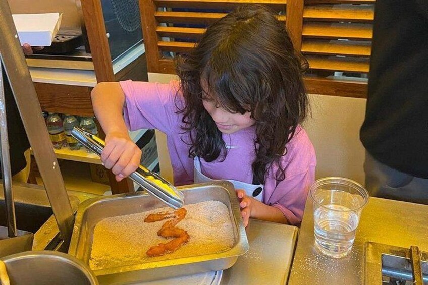 Make your name with churros. 3
