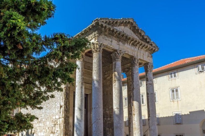 TOP Pula : Private Guided Tour with your mobile 2