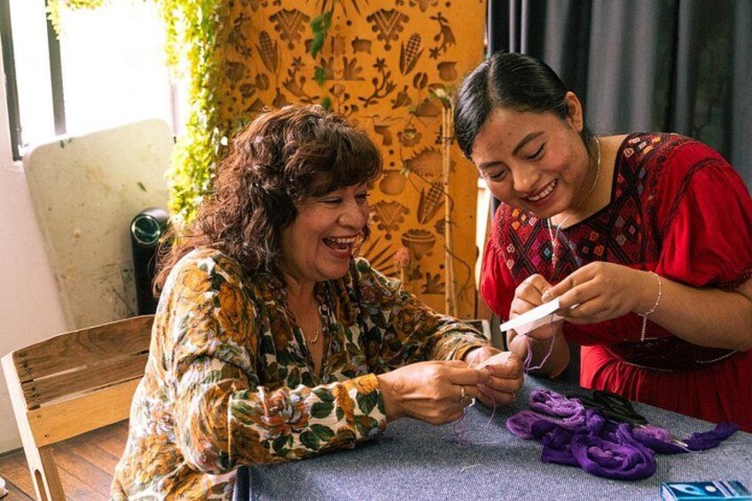 Heartbeats of Chenalhó Embroidery Workshop 4