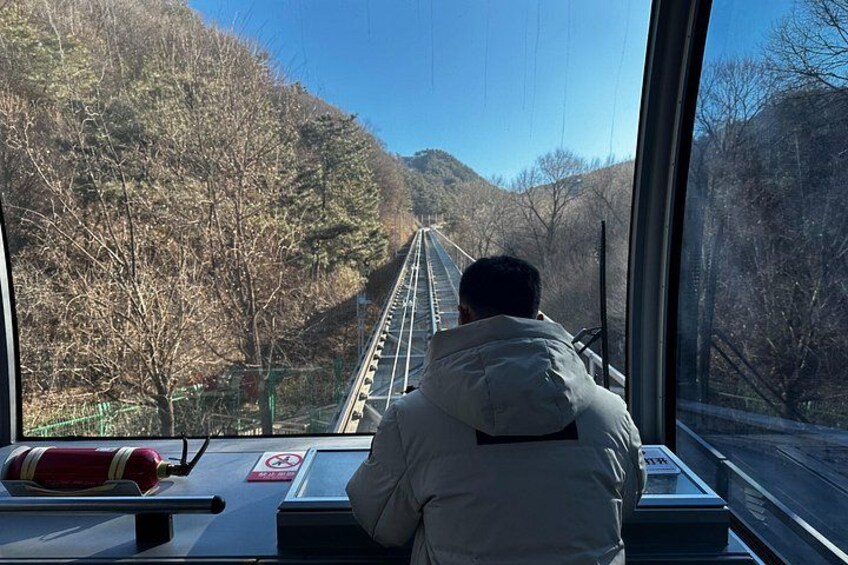 Badaling Great Wall Entrance Ticket with Guide/Transfer Service 3