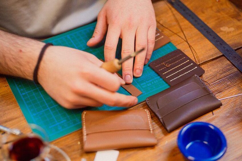 Leather Crafting Workshop 1