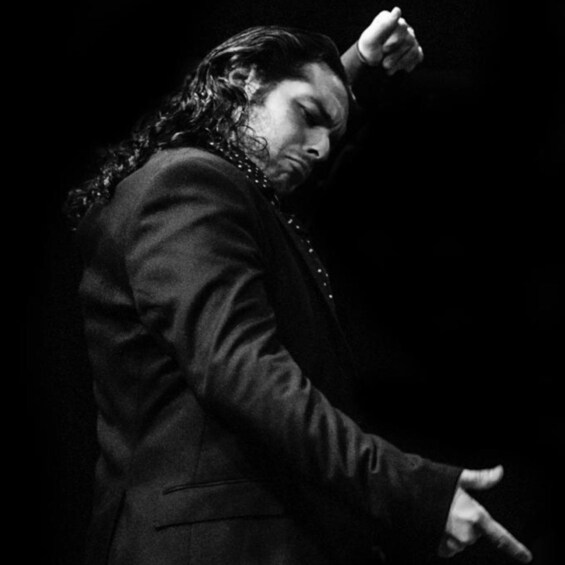 Picture 1 for Activity Sevilla: Flamenco Show at Tablao El Jardín de Murillo 4