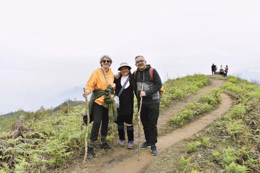Joyful moments on the high trails – Small group experience 1
