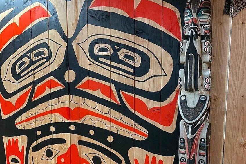 Saxman Native Village & Ketchikan City Tour 3