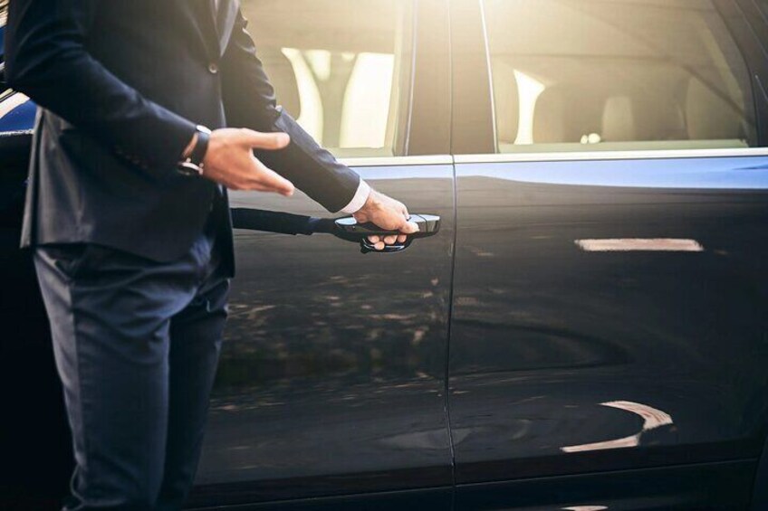 8-Hour Shanghai English Speaking Driver Chauffeur Servic 1