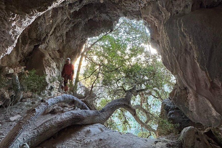 cave 5