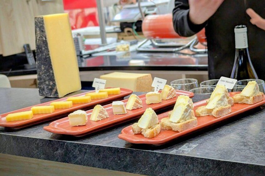 Halles de Lyon Paul Bocuse Tasting and Lunch Food Tour 4