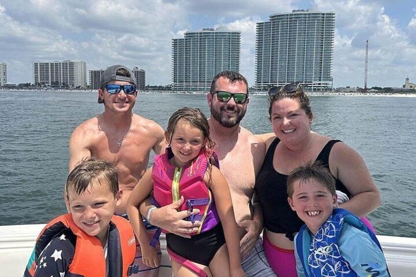 Daytime Family and Friends 1.5 Hour Private Sightseeing Cruise 2