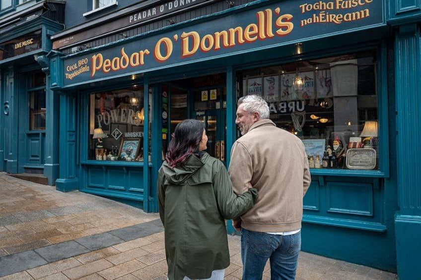 A storefront with signage reading 'Peadar O'Donnell's' and 'Togha Fias na hEiream.' 3