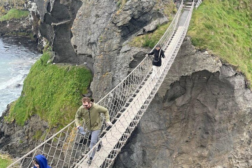 Giants Causeway Coastal Tour 8 passangers 4