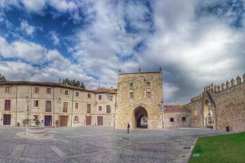 Tour Burgos Monumental 2