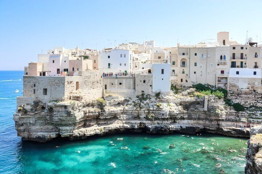 Guided excursion from Bari Matera Alberobello and Polignano 1