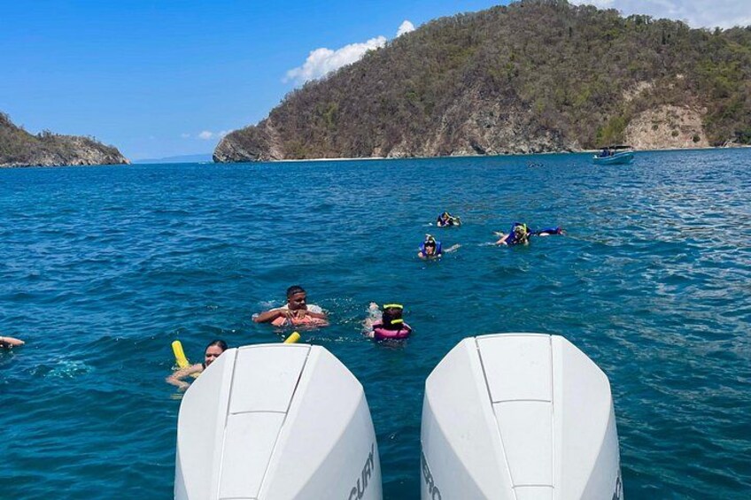 Isla Tortuga Premium: snorkeling, Monkeys & Private Beach Spot 4