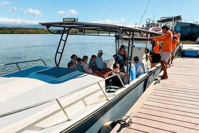 Isla Tortuga Premium: snorkeling, Monkeys & Private Beach Spot 5