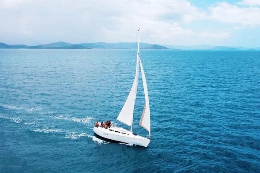 Sunset Sail Cruise Airlie Beach 1