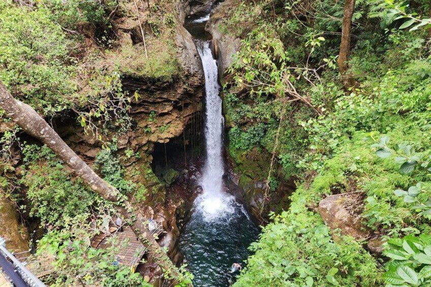 Waterfall and Hot Springs Tour with Volcanic Mud in Guanacaste 2
