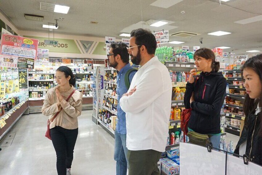 Omakase-Style Sushi Class with Local Supermarket Tour 3