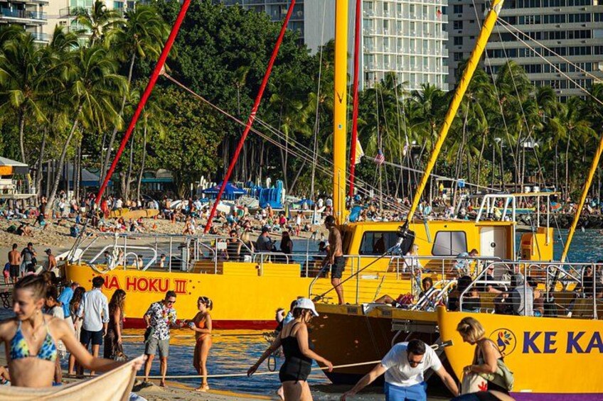 1 Hour Waikiki Sail on Na Hoku 3 Catamaran 4
