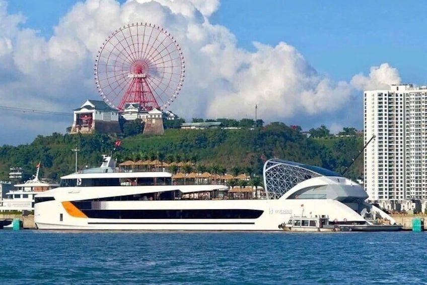 Modern Luxury Day Cruise Experience in Majestic Ha Long Bay 2