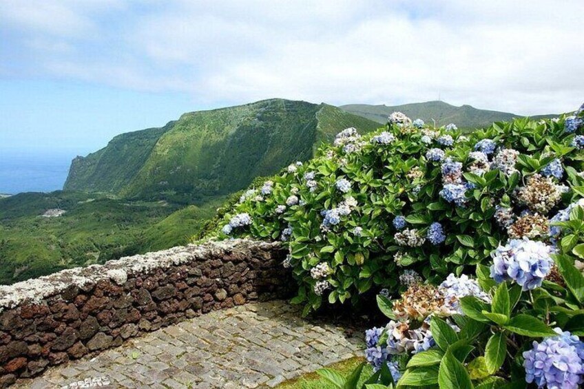 4h Tour on Flores Island – D. JuliaTours 2