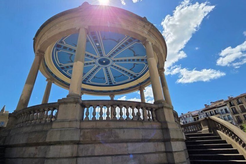 TOP Pamplona : Private Guided Tour with your mobile 2