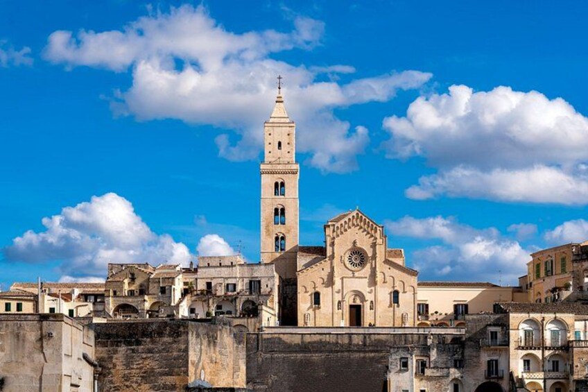 Matera: Panoramic TukTuk Tour with Cave House Entry 2