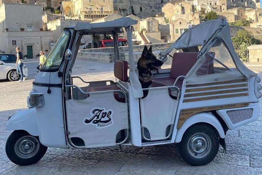 Matera: Panoramic TukTuk Tour with Cave House Entry 3