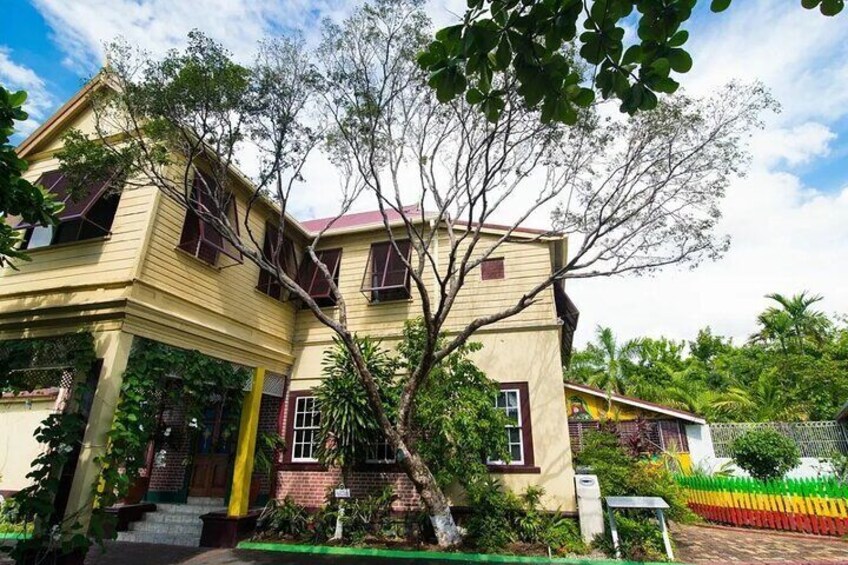 Kingston Bob Marley and Devon House Tour 2