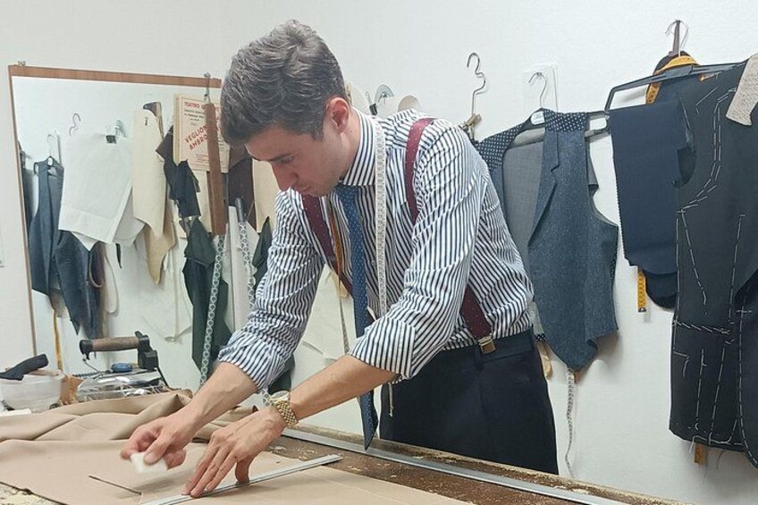 tailor working 1