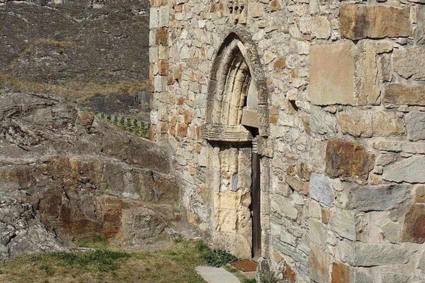 Timeless Sion: Castles, Cathedrals & Old Town Charm 2