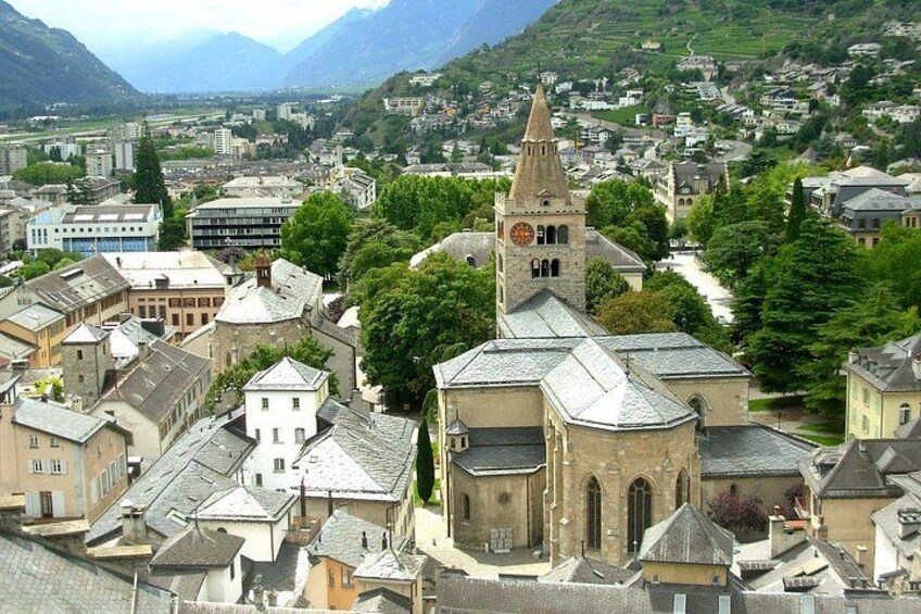 Timeless Sion: Castles, Cathedrals & Old Town Charm 4