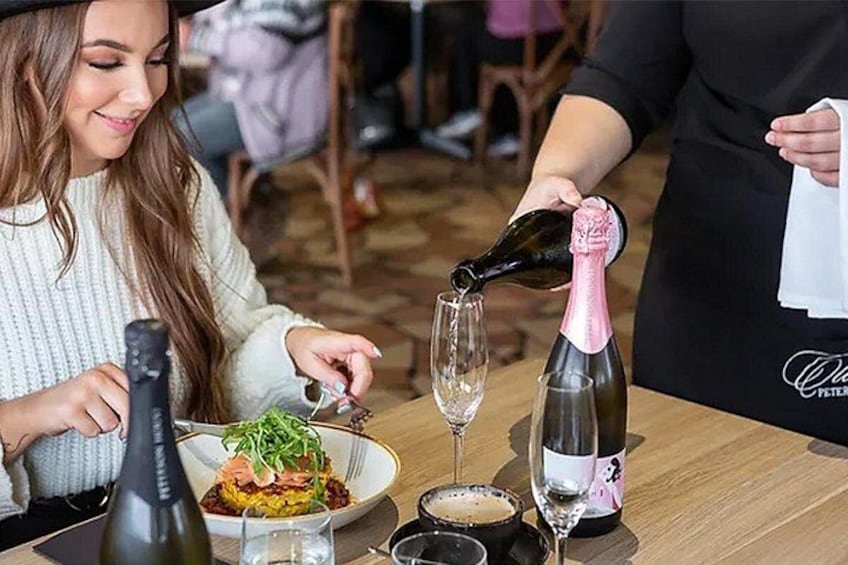 Hunter Valley Helicopter Tour: Bubbly Breakfast 3