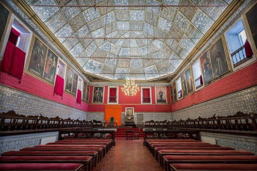 Coimbra Walking Tour: University Small Group Tour with Tickets 4