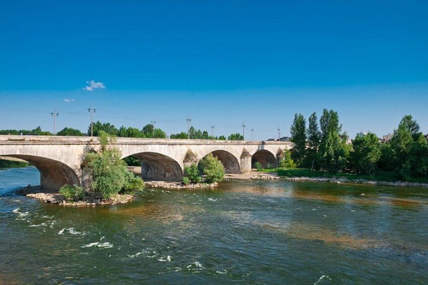 George V Bridge and the Loire: Panorama of the Royal River, a UNESCO World Heritage Site. 2