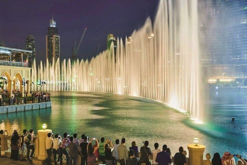 Dubai Evening Tour with Fountain Show, Burj Khalifa & Marina 3