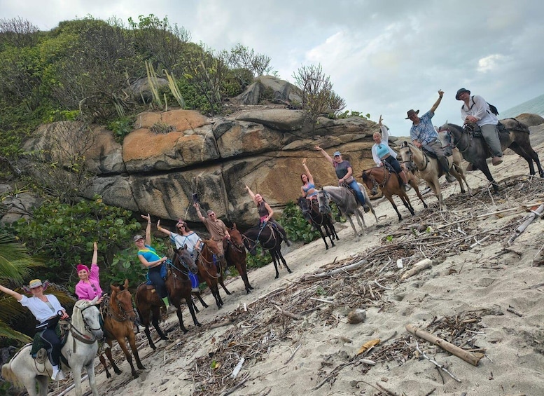 Picture 9 for Activity Santa Marta: Horseback riding on Los Naranjos beach Tayrona 3