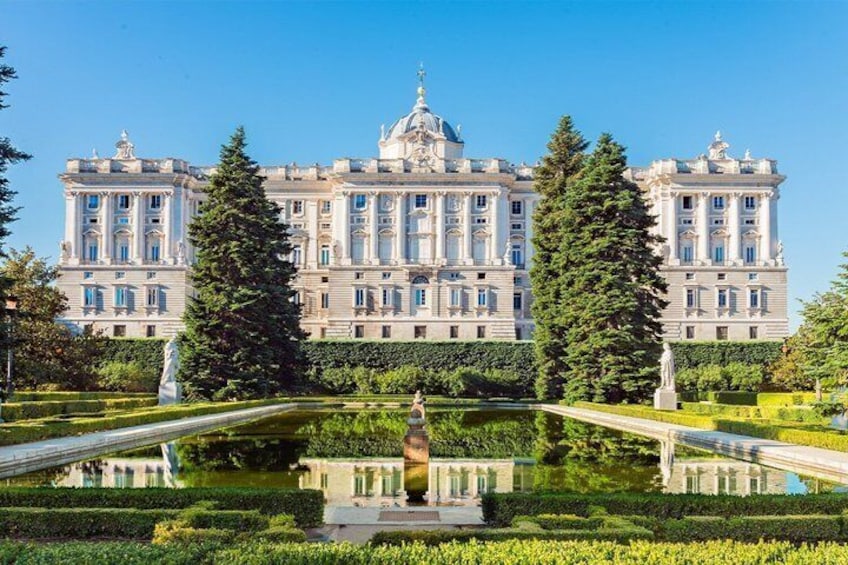Madrid’s Private 100% Local Immersive Walking Tour 5