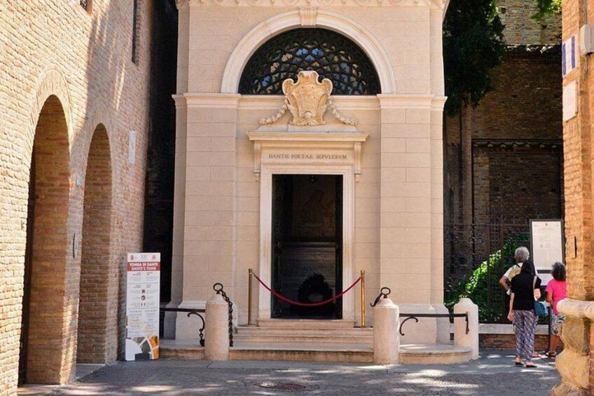 Ravenna Historic Downtown Self Guided Audio Walking Tour 5
