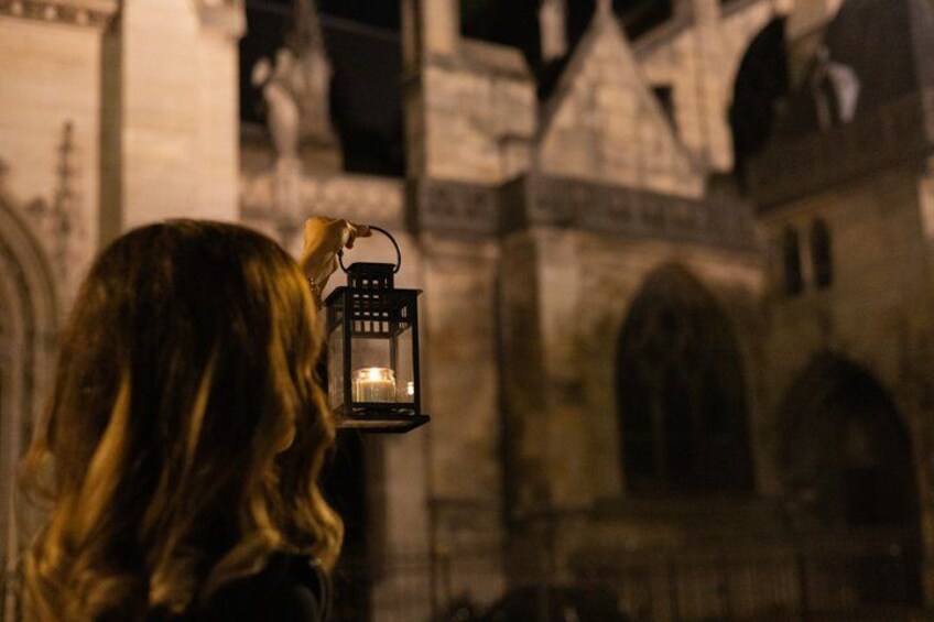 Paris Ghost Tour: Haunted Legends, Notre Dame & Dark Secrets 3