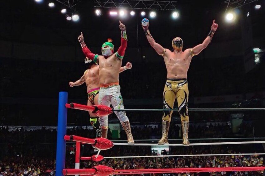 Lucha Libre Tour: Tacos and Mezcal in Mexico City 1