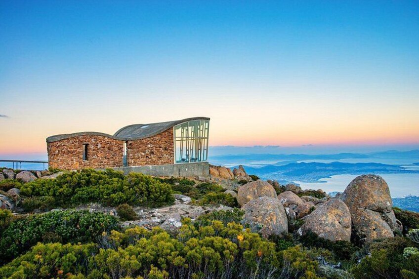 Private Shore Tour: Hobart City Highlights & Scenic Lookouts 1