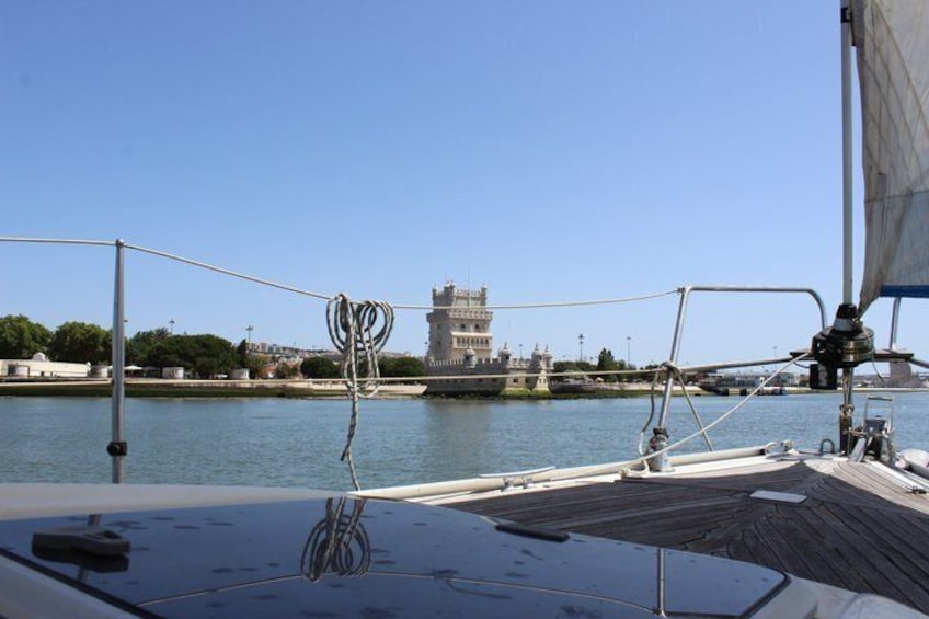 New: Lisbon 4h Private Boat Tour 2