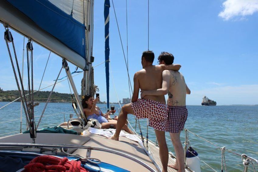 New: Lisbon 4h Private Boat Tour 4