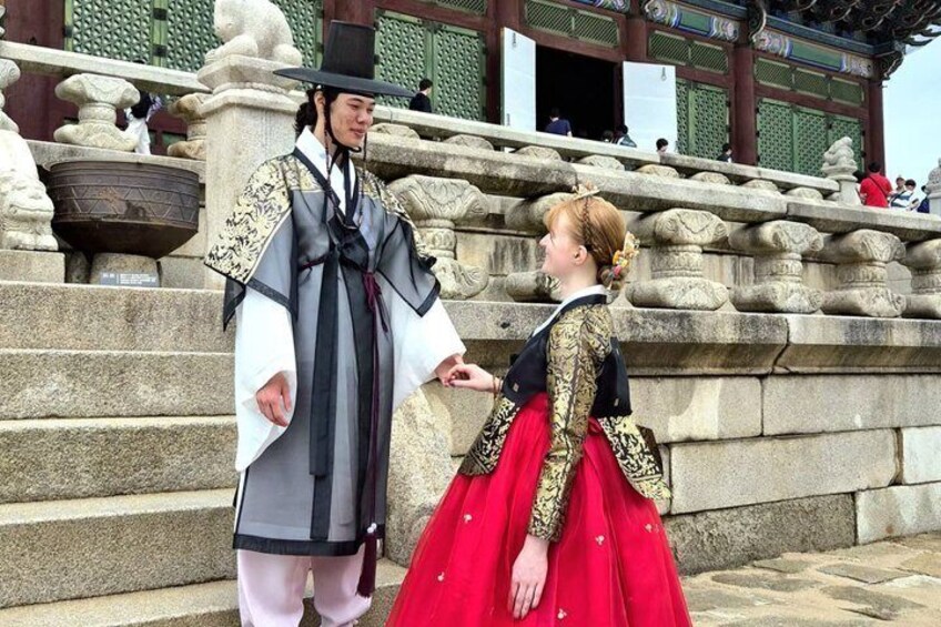 Seoul Old Meets New: Palace, Bukchon & Ikseondong 3
