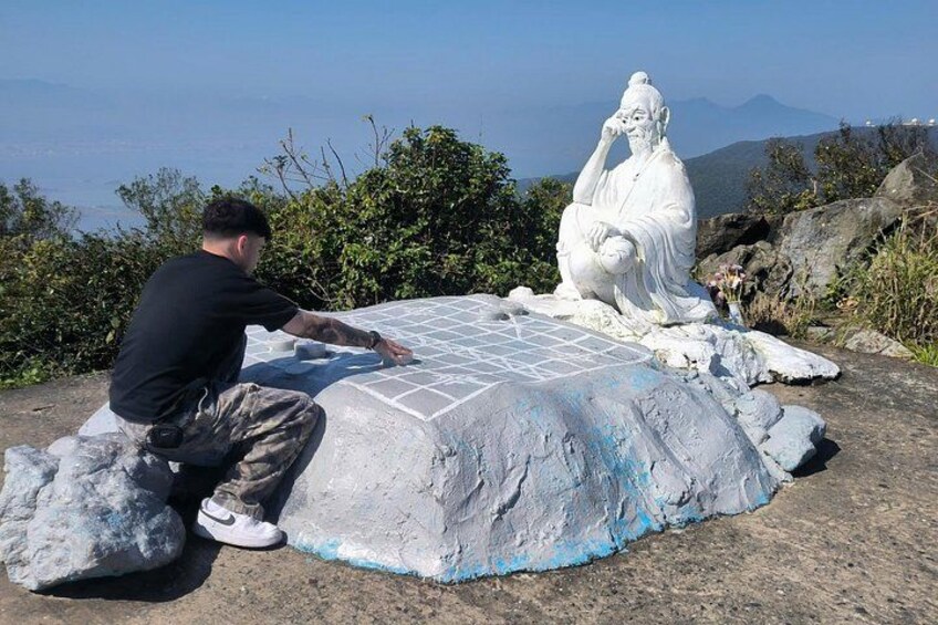 Da Nang Motorbike Tour to Monkey Mountain 4
